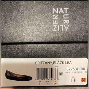 NIB Naturalizer Brittany Black Lea 11 N Ballet Flats